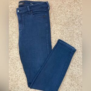 Liverpool Jeans dark wash w/ stretch the Skinny love the feel feel the love